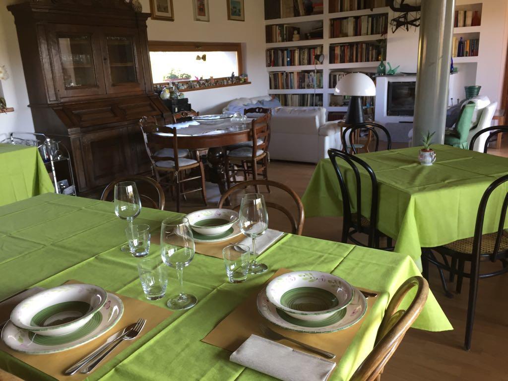 Qua Da Noi Villa Варци Екстериор снимка