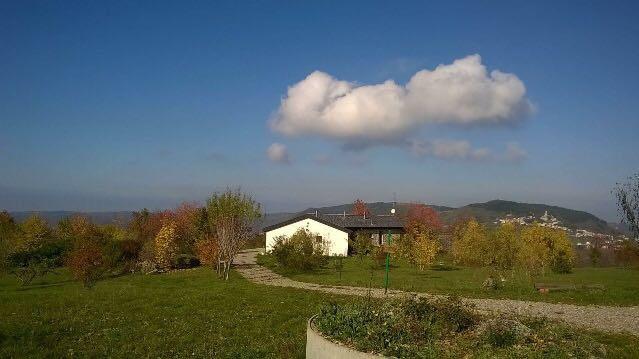 Qua Da Noi Villa Варци Екстериор снимка