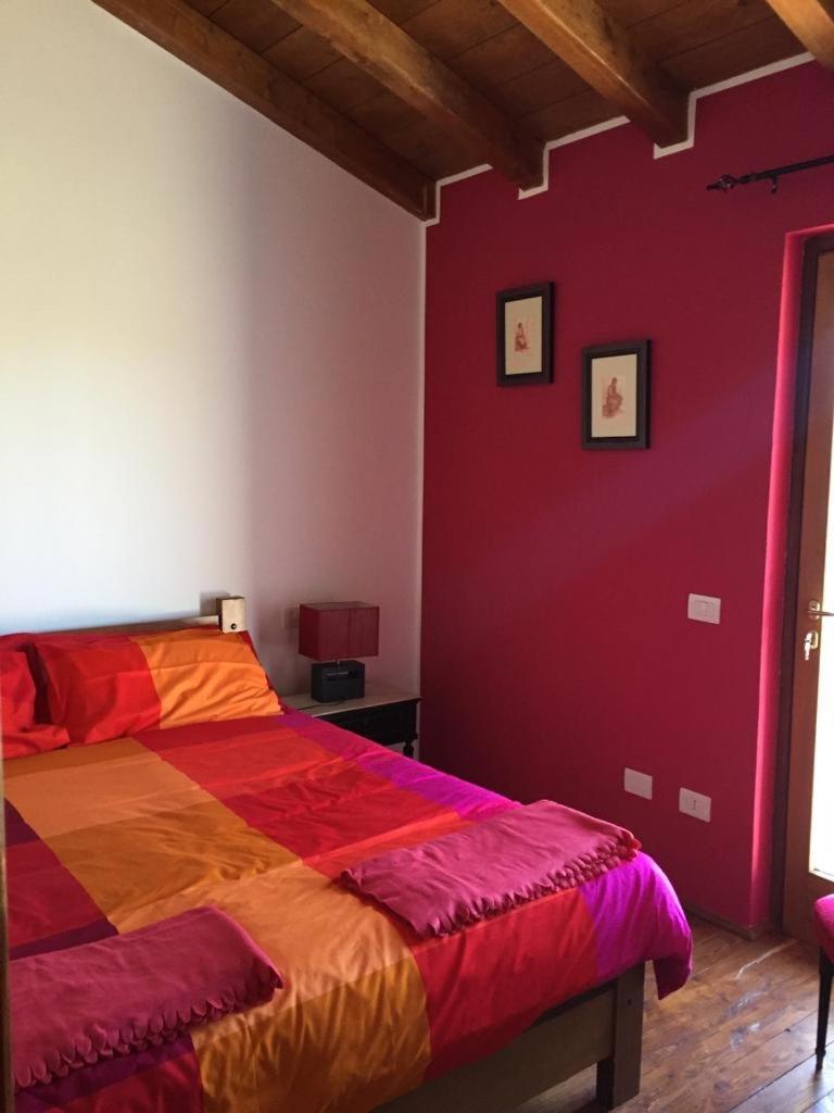 Qua Da Noi Villa Варци Екстериор снимка